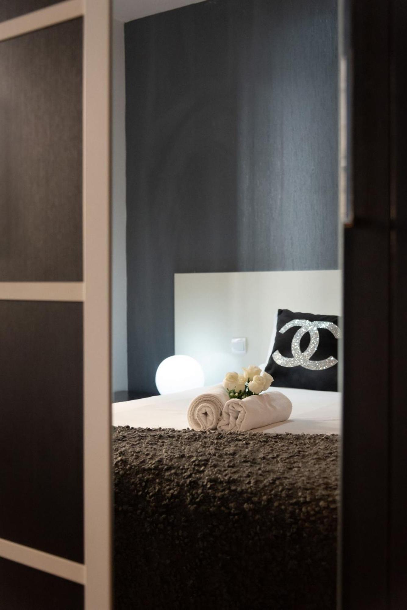 Apartment Day San Antonio Centro Gran Via Sol Malasana Madrid